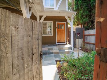 1118 N Beverly Glen Boulevard