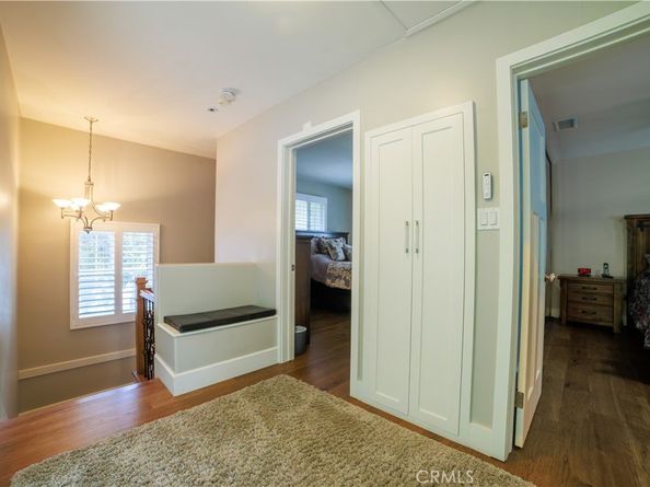 1118 N Beverly Glen Boulevard, Los Angeles CA 90077