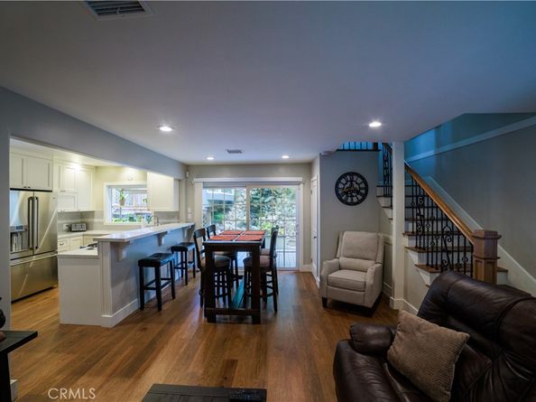 1118 N Beverly Glen Boulevard, Los Angeles CA 90077