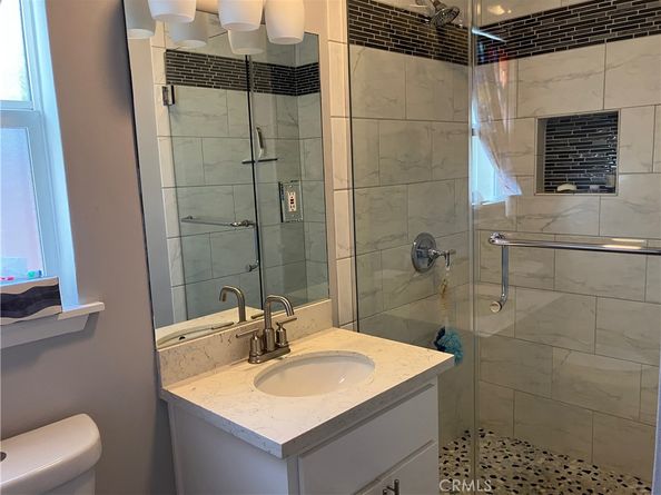 6914 Andasol Avenue, Lake Balboa CA 91406