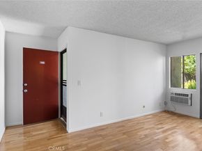 4919 Indian Wood Road 396, Culver City CA 90230
