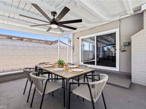 9712 Saloma Avenue, North Hills CA 91343