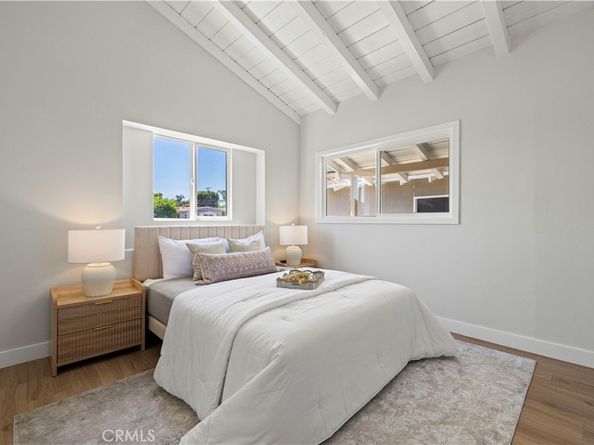 9712 Saloma Avenue, North Hills CA 91343