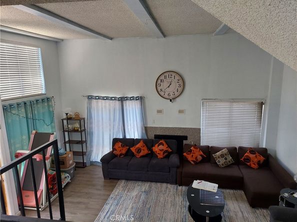 15527 Parthenia Street 18, North Hills CA 91343