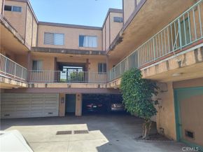 15527 Parthenia Street 18, North Hills CA 91343