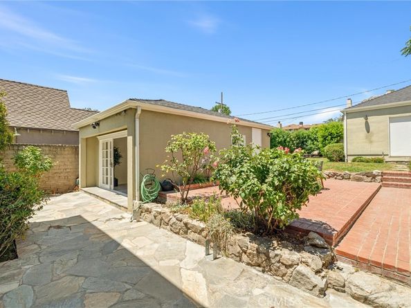 1065 E Harvard Road, Burbank CA 91501