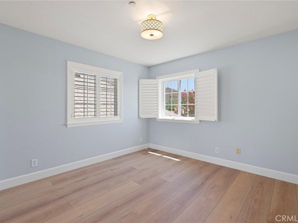 1065 E Harvard Road, Burbank CA 91501