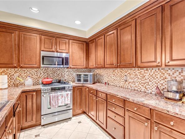 4533 Vista Del Monte Avenue 201, Sherman Oaks CA 91403