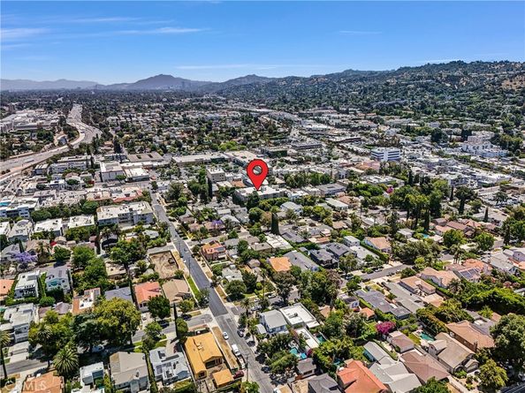 4533 Vista Del Monte Avenue 201, Sherman Oaks CA 91403