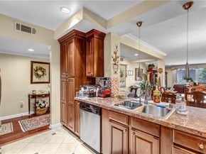 4533 Vista Del Monte Avenue 201, Sherman Oaks CA 91403