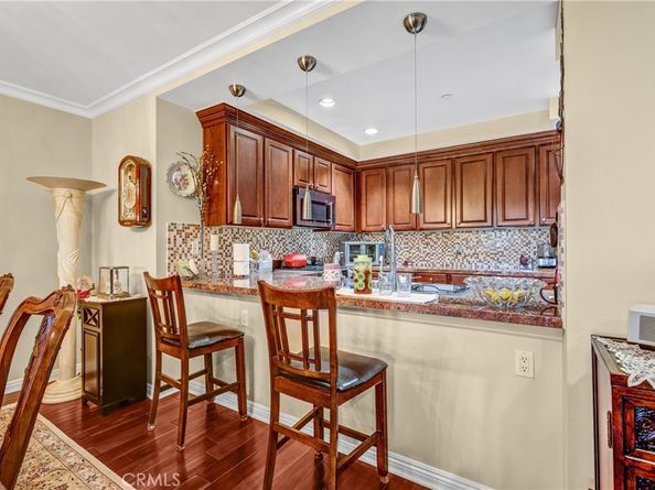 4533 Vista Del Monte Avenue 201, Sherman Oaks CA 91403