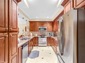 4533 Vista Del Monte Avenue 201, Sherman Oaks CA 91403