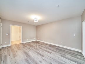 1036 S Serrano Avenue 205, Los Angeles CA 90006
