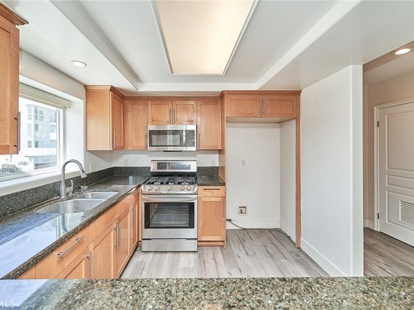 1036 S Serrano Avenue 205, Los Angeles CA 90006