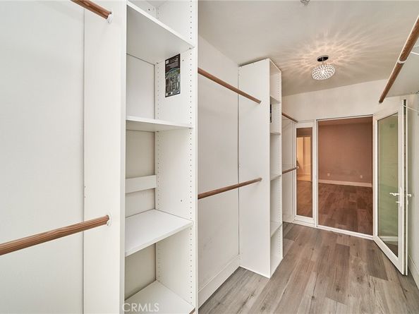 1036 S Serrano Avenue 205, Los Angeles CA 90006