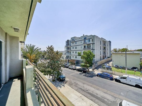 1036 S Serrano Avenue 205, Los Angeles CA 90006