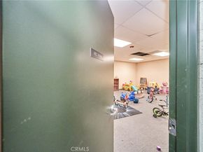 1036 S Serrano Avenue 205, Los Angeles CA 90006