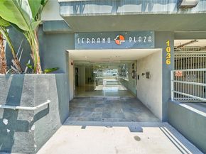 1036 S Serrano Avenue 205, Los Angeles CA 90006