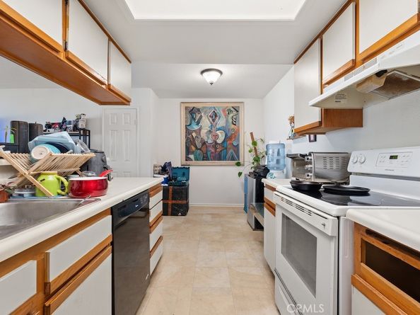 1544 N Edison Boulevard, Burbank CA 91505