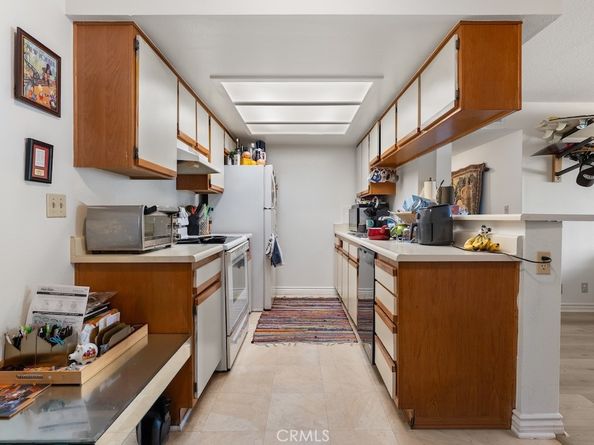 1544 N Edison Boulevard, Burbank CA 91505