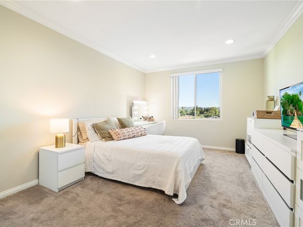 12830 Burbank Boulevard 307, Valley Village CA 91607