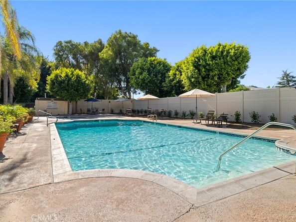 12830 Burbank Boulevard 307, Valley Village CA 91607