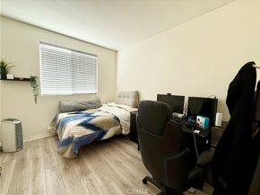 9758 N Abrego Court, Panorama City CA 91402
