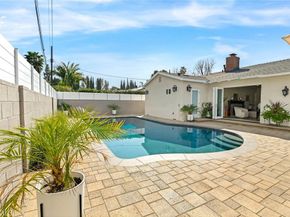 5450 Nagle Avenue, Sherman Oaks CA 91401