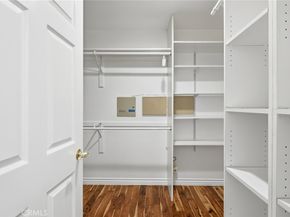 11822 Zelzah, Granada Hills CA 91344