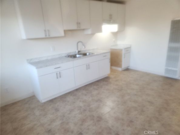 11100 S, New Hampshire, Los Angeles CA 90044