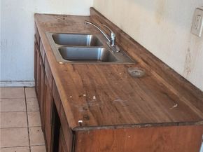 11100 S, New Hampshire, Los Angeles CA 90044