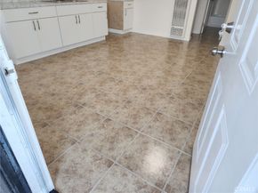 11100 S, New Hampshire, Los Angeles CA 90044