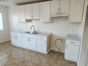11100 S, New Hampshire, Los Angeles CA 90044