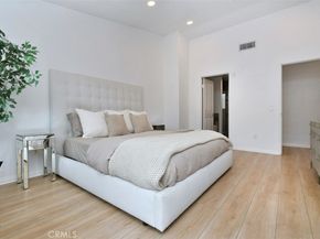 10918 Morrison Street 3, North Hollywood CA 91601