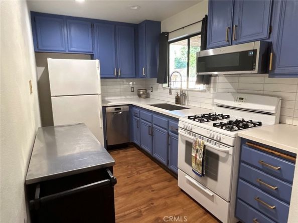 5036 Echo Street 201, Los Angeles CA 90042