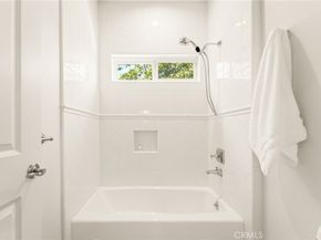 16511 Alyse Court, Encino CA 91436
