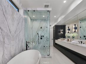 3011 Ocean Front Walk, Venice CA 90291