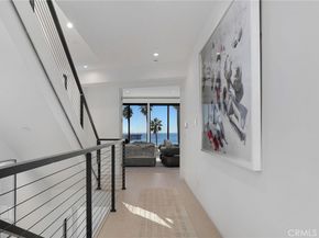 3011 Ocean Front Walk, Venice CA 90291
