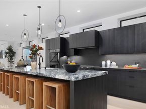 3011 Ocean Front Walk, Venice CA 90291