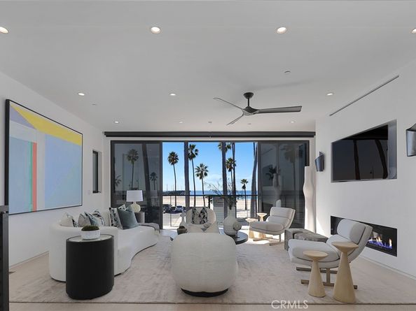 3011 Ocean Front Walk, Venice CA 90291