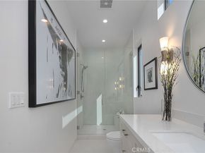 3011 Ocean Front Walk, Venice CA 90291