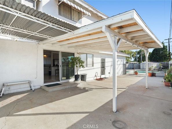 10521 Cedros Avenue, Mission Hills (San Fernando) CA 91345