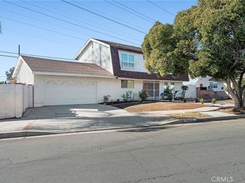 10521 Cedros Avenue