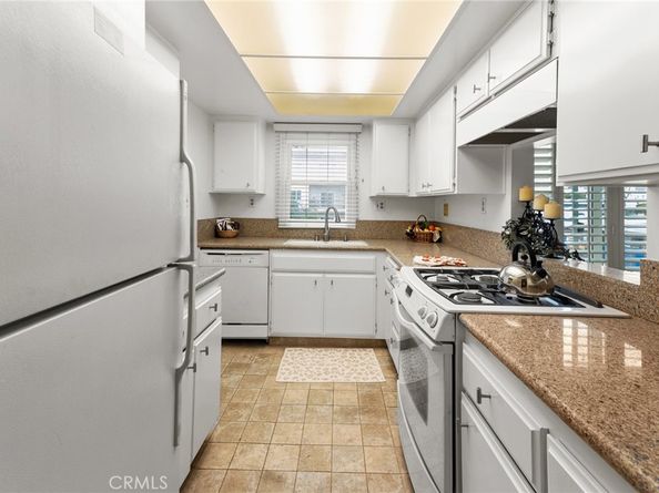 11337 Nebraska Avenue 305, Los Angeles CA 90025