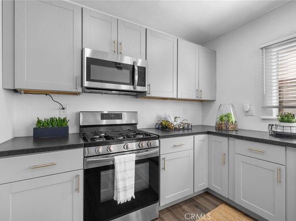 4416 8th Avenue, Los Angeles CA 90043