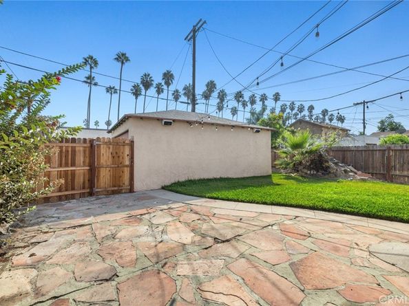 4416 8th Avenue, Los Angeles CA 90043