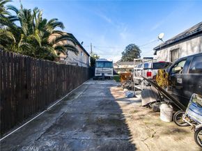 11113 Berendo Avenue, Los Angeles CA 90044