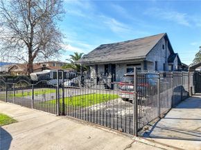 11113 Berendo Avenue, Los Angeles CA 90044