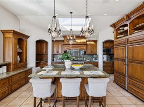 215 S Poinsettia Avenue, Manhattan Beach CA 90266