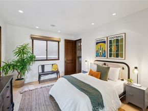 215 S Poinsettia Avenue, Manhattan Beach CA 90266